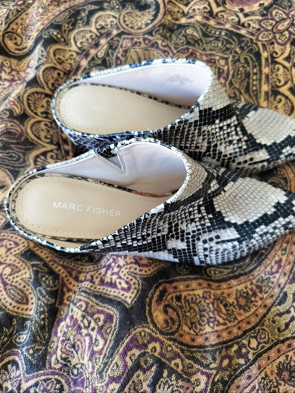 Marc Fisher Women's 6 1/2 Snake-Print Slip-On Mules in Black and White